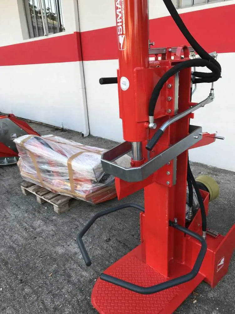 Vertikaler Holzspalter für Traktor 35 T Simatech Hub 800 hydraulisch